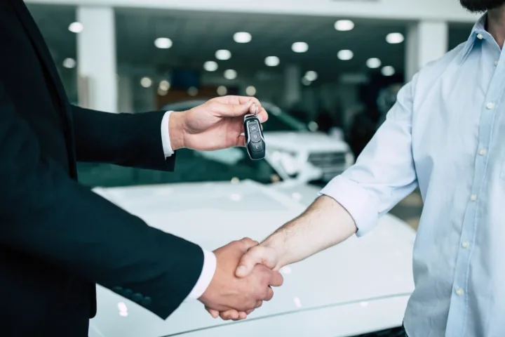 Cuánto cuesta transferir un coche en 2026