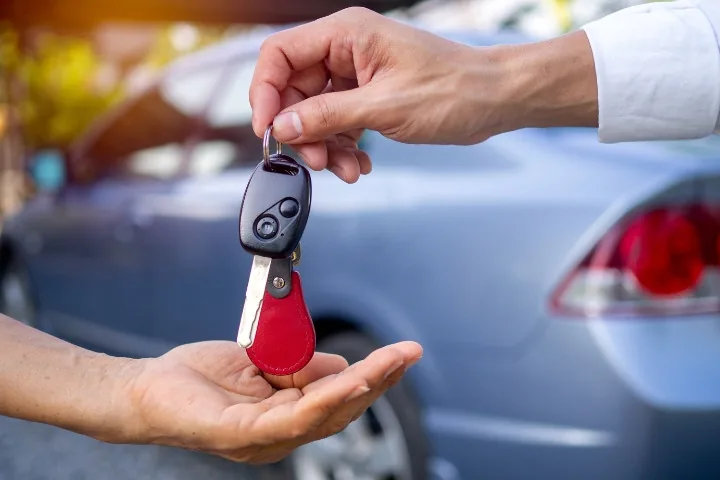 Trámites de un coche de segunda mano: guía 2026